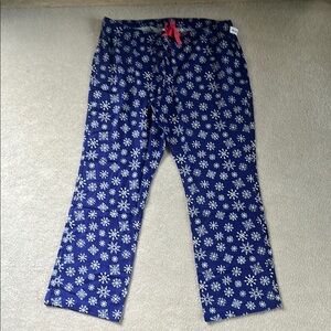 Old Navy Women’s Cotton Snowflake Pajama Pants NWT